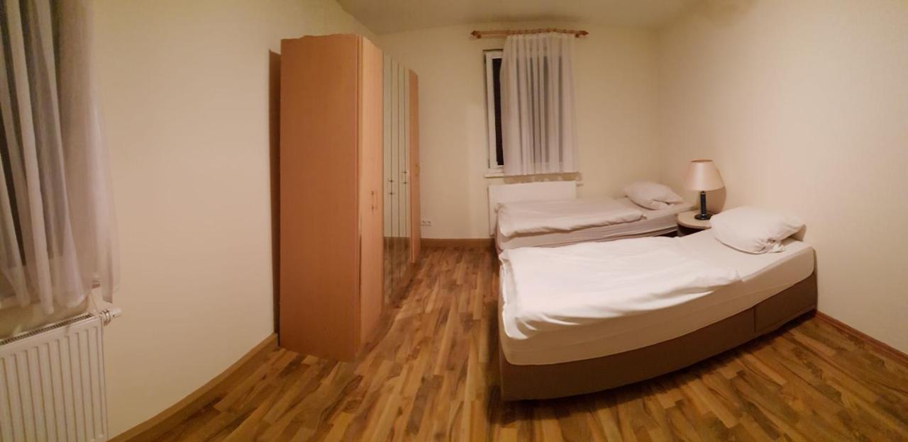 Monteurzimmer Ferienwohnungen Fritsche-Tauberbischofsheim Dittwar Dış mekan fotoğraf
